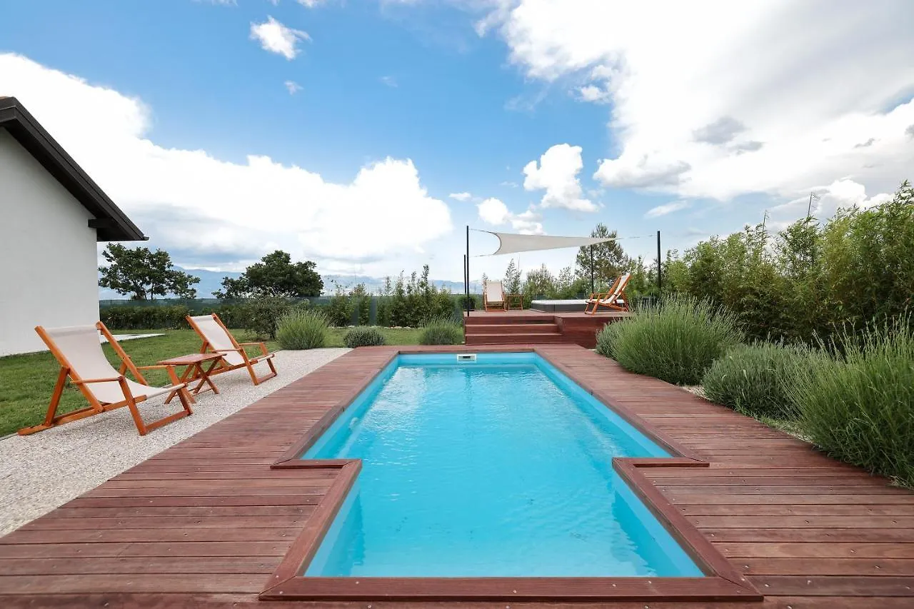 Holiday home Villa Ena With Pool & Jacuzzi Donji Kasic